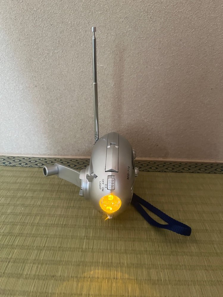 ハンドルを回すとライトが点いた